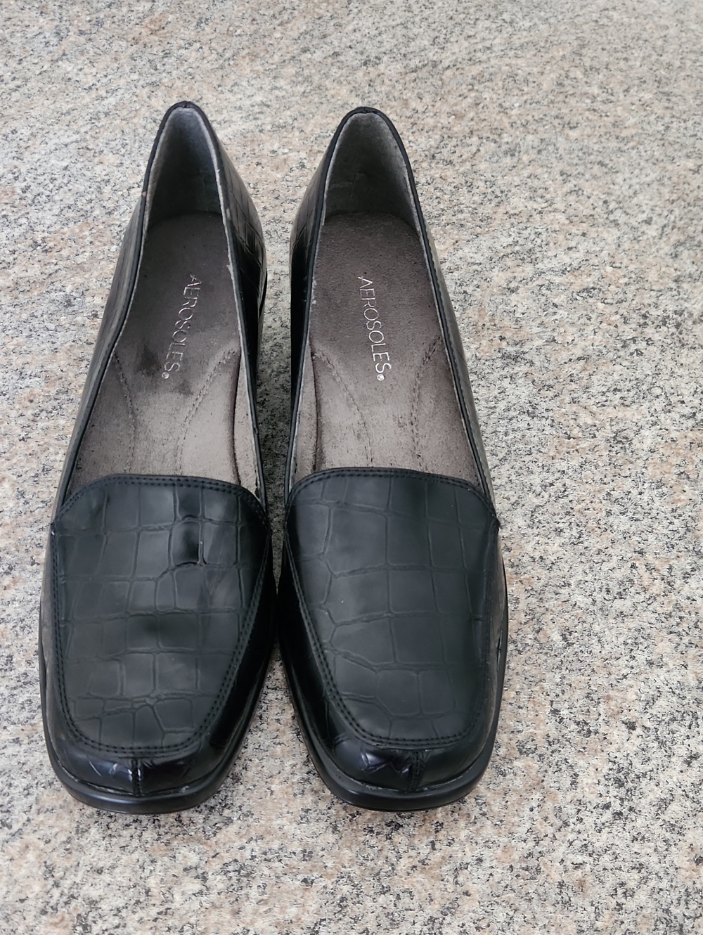 AEROSOLES Black Croc‑Embossed Slip‑On Wedge Comfort Shoes – Women’s 9.5